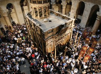 Eglise-du-Saint-Sepulcre-a-Jerusalem-635x357.jpg