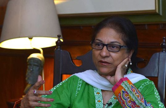 la-militante-pour-les-droits-de-l-homme-asma-jahangir-le-4-octobre-2014-a-lahore_5156123.jpg