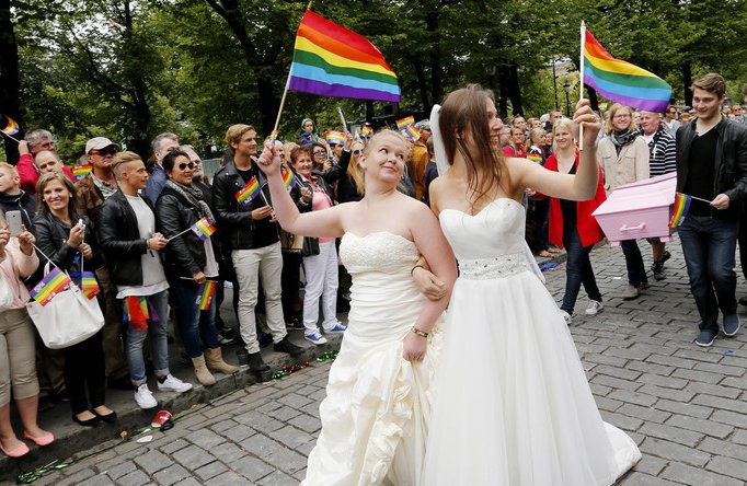 mariage-eglise-norvege.jpg